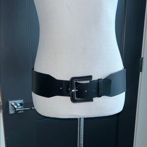 Nine West M/L elastic back stretch 3 inch thick Black Belt